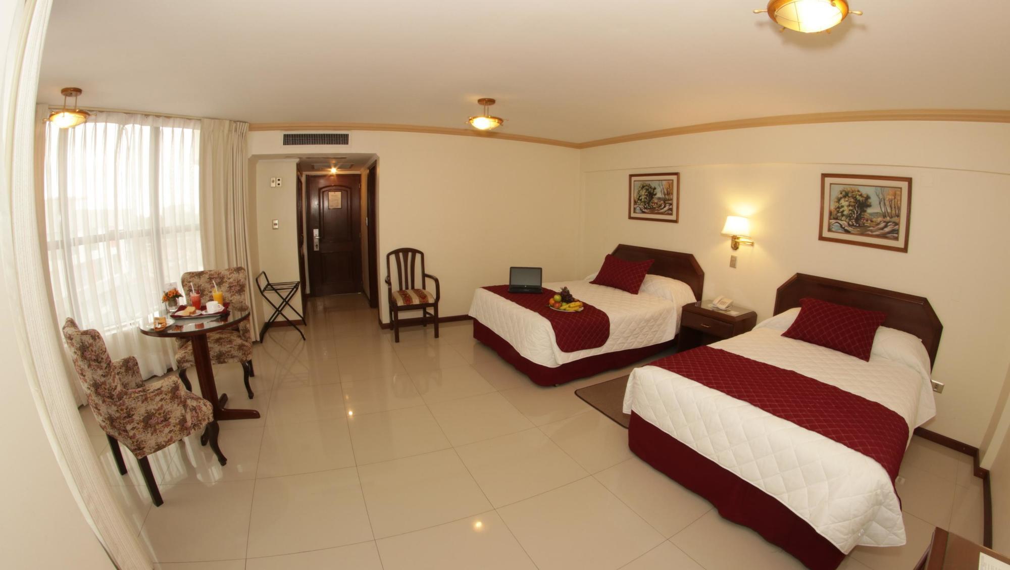סנטה קרוז דה לה סיירה House Inn Apart Hotel מראה חיצוני תמונה