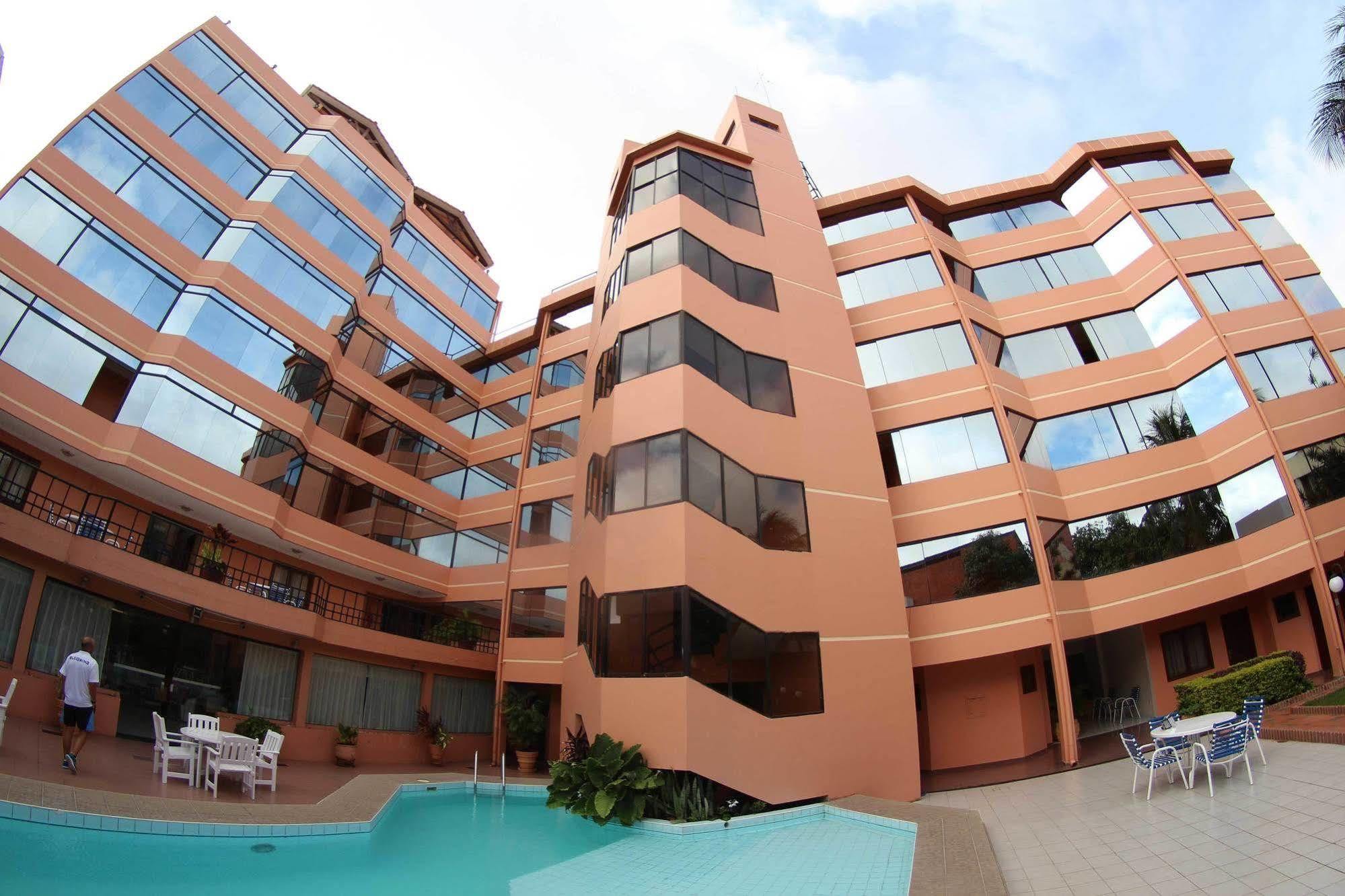 סנטה קרוז דה לה סיירה House Inn Apart Hotel מראה חיצוני תמונה